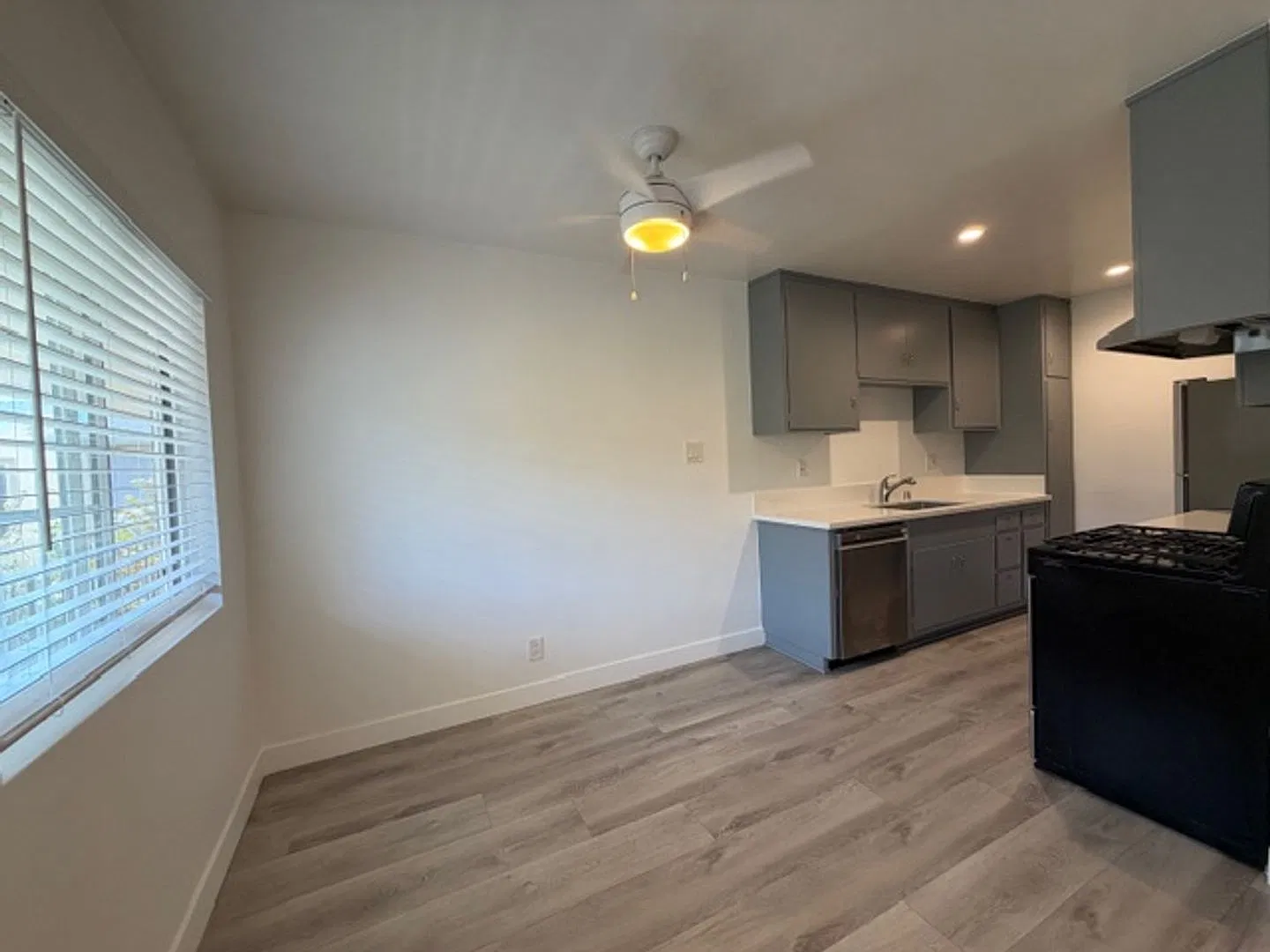 246 Coronado Avenue — Photo 3