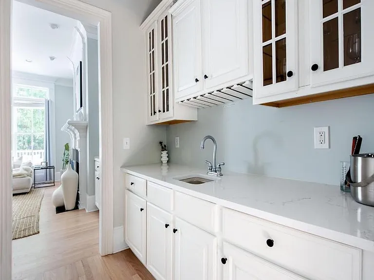 988 Carmel Ave NE #A — Photo 10