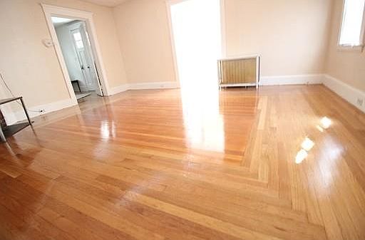 5th image of 204 Billings St
