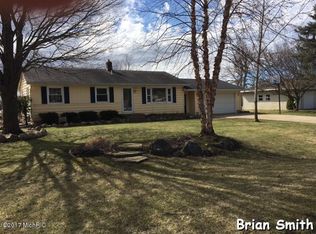 1870 Richard St, Jenison, MI 49428