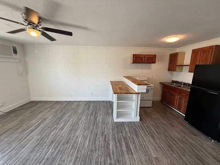 626 Power St #7 — Photo 4