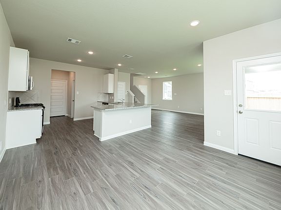 Dining Area to Kitchen