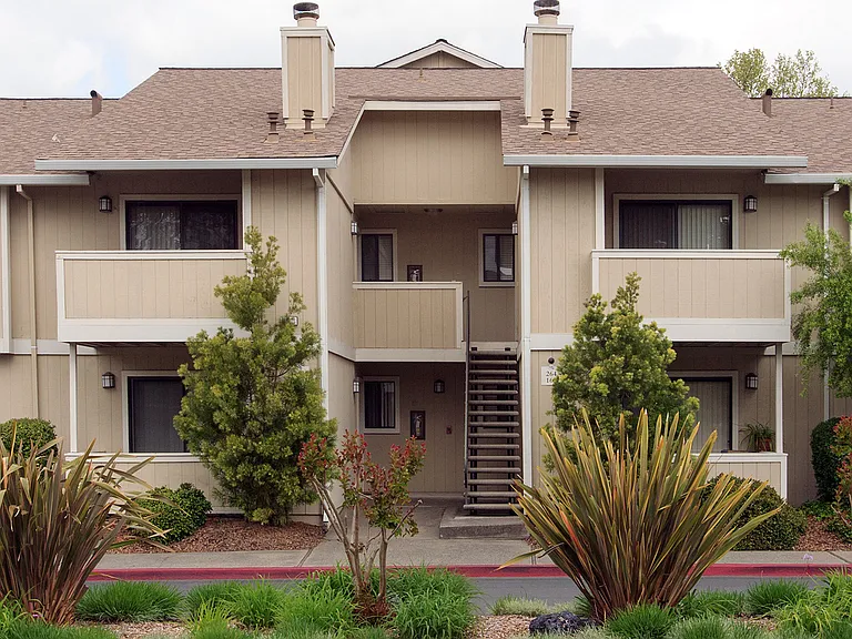 Vintage Ridge Apartments — Photo 11