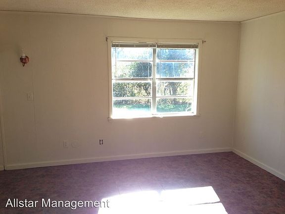 4th image of 2087 Cresthill Cir