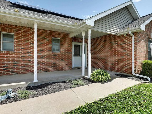 4th image of 2809 Parkwood Dr