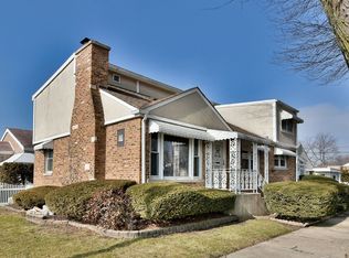 7700 W Foster Ave, Chicago, IL