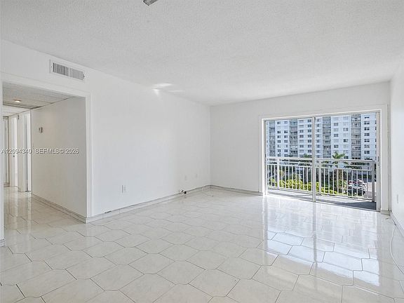 2nd image of 400 Kings Point Dr APT 523