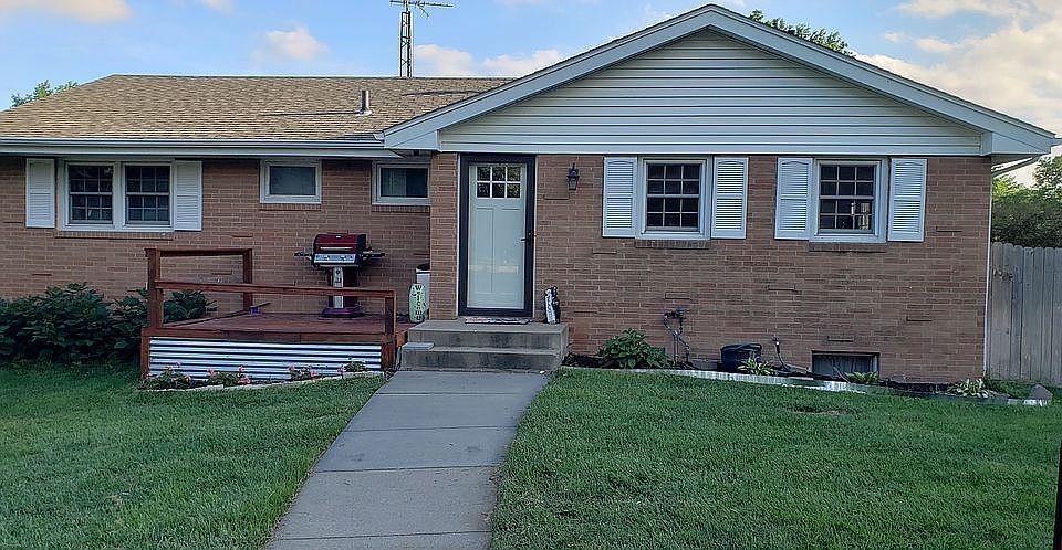 1st image of 4331 La Salle St