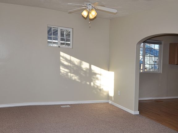 3rd image of 1054 Lake Ave