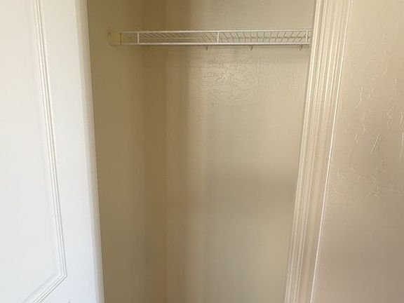 4th image of 6224 W Thompson Ave