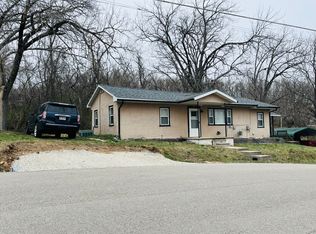 720 Highland St, Cabool, MO 65689