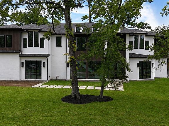 3rd image of 11411 Dunbeath Dr