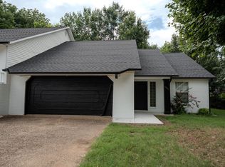 3067 E Setter St, Fayetteville, AR 72701