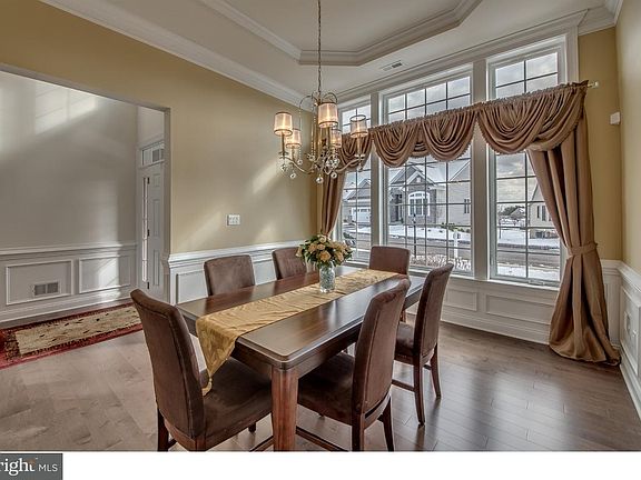 Great for family dinners!