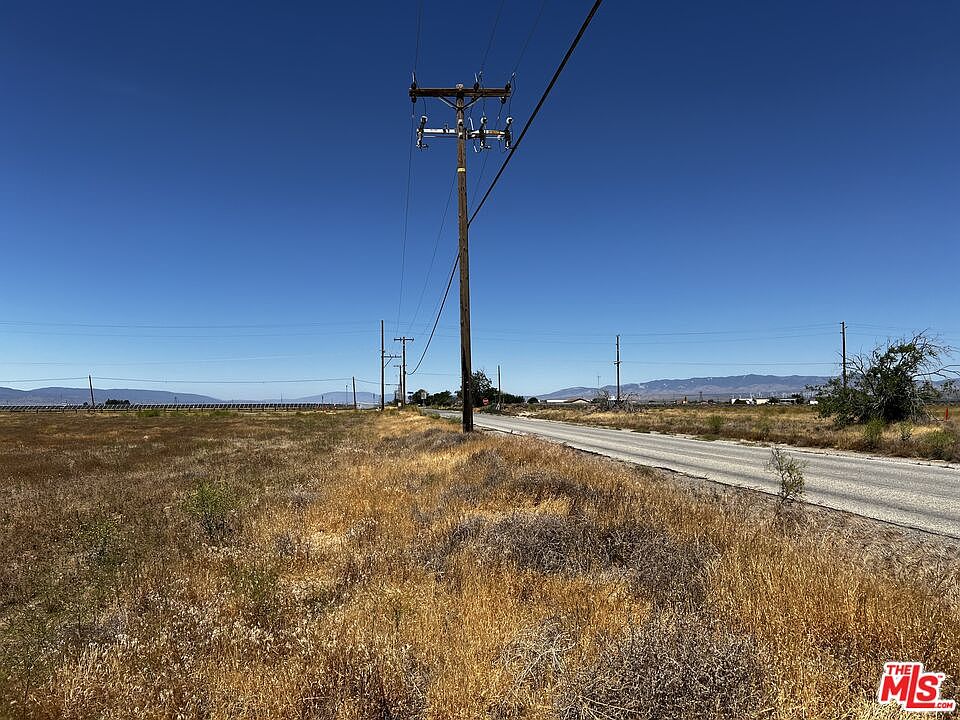 2nd image of 89 Street E