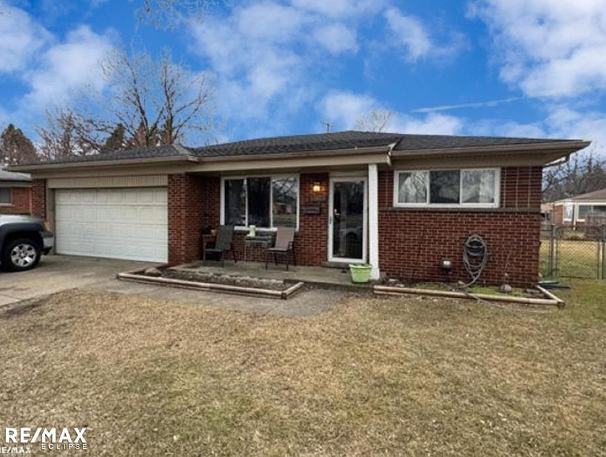 1st image of 26615 Karen Ave