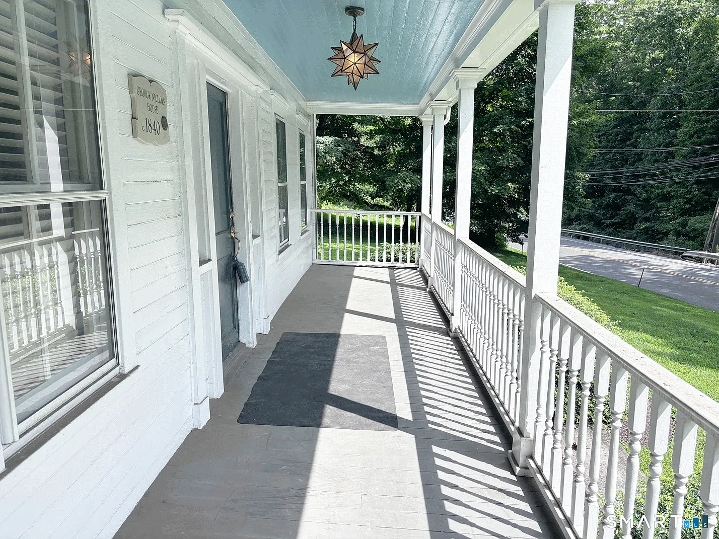 1 bed, 1.0 bath, 725 sqft, $2,300 — Photo 2