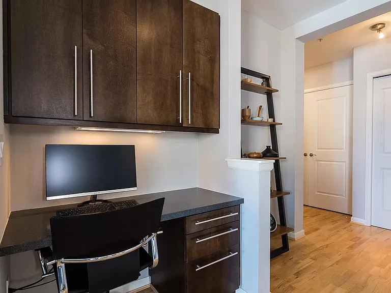 124 Bellevue Ave E #601 — Photo 6