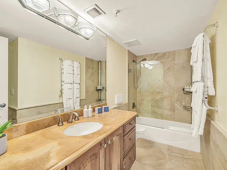 Gulfview Dr — Photo 23