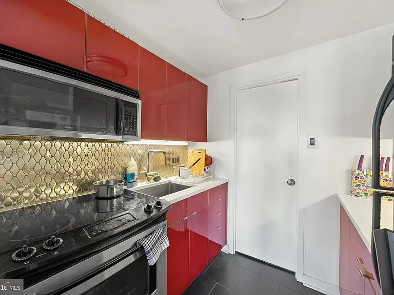 224 W Rittenhouse Sq #30-715B — Photo 5