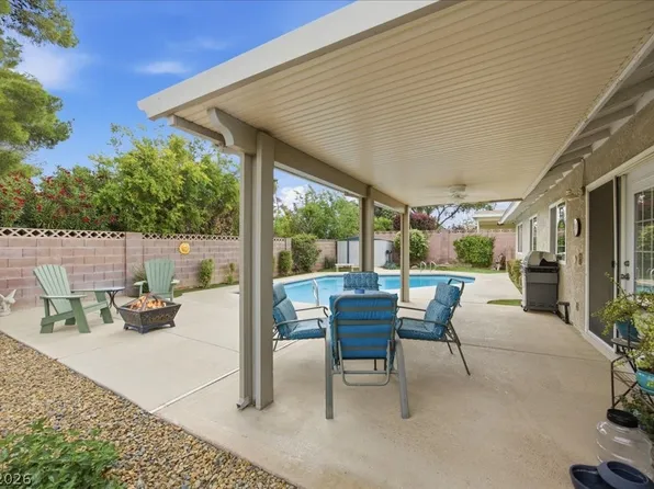 709 Shooting Star St, Las Vegas, NV 89107