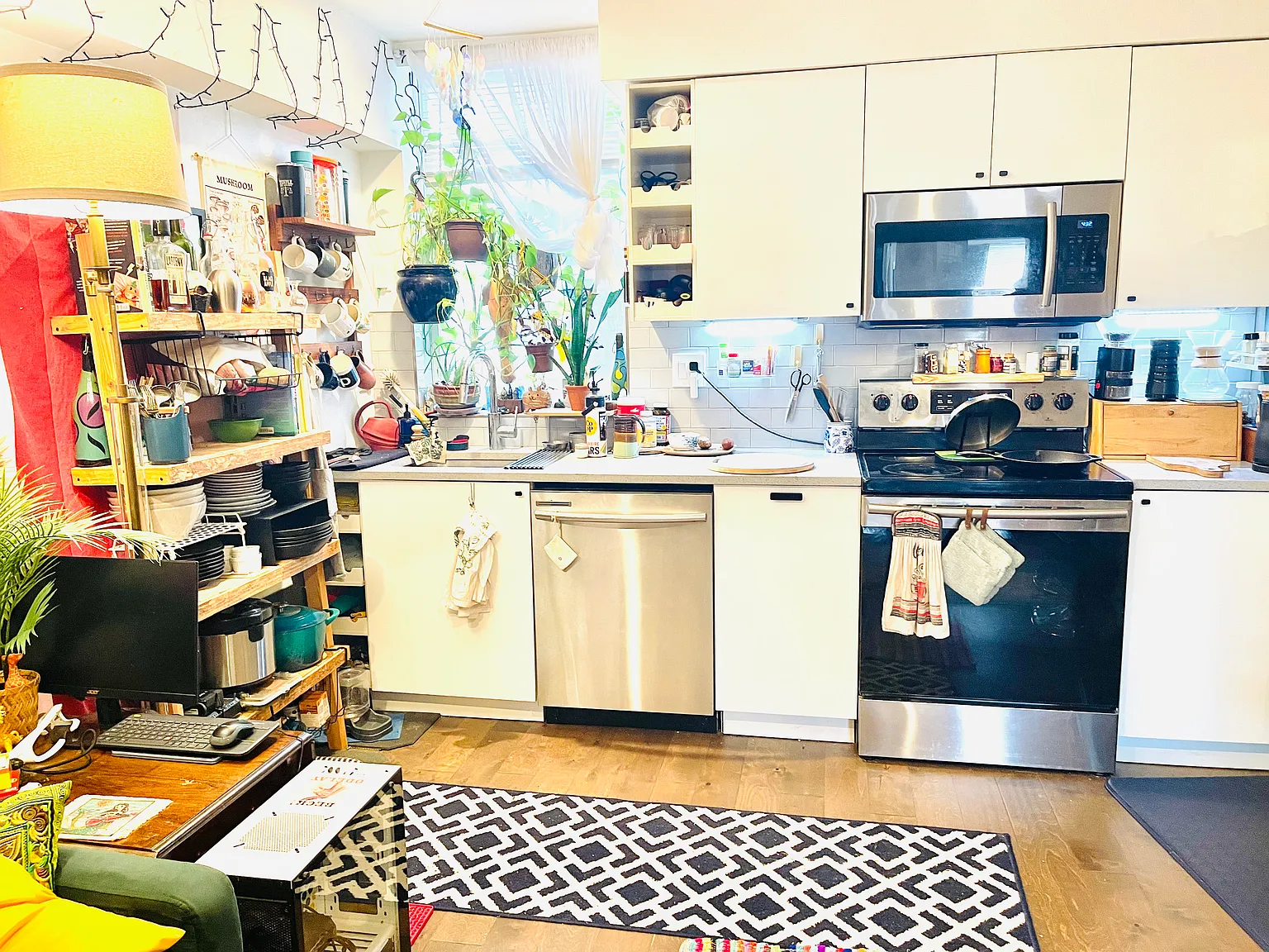 2 bed, 650 sqft, $1,450 — Photo 4