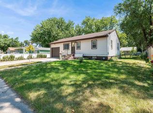 3112 S Prairie Ave, Sioux Falls, SD 57105