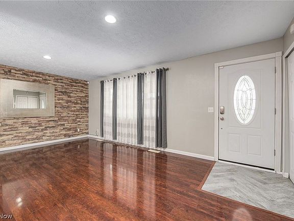 2nd image of 4000 Caferro Ave