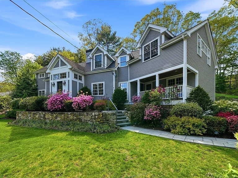17 Hawthorne Ln — Photo 22