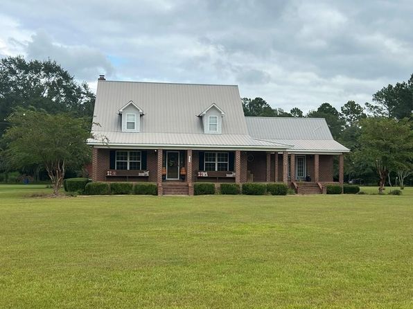 945 W B Parks Rd, Ty Ty, GA 31795