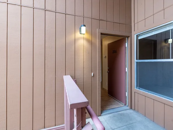 3060 Sunset Ave #F201, Marina, CA 93933