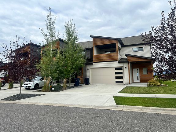 3rd image of 2745 Georgia Marie Ln