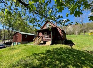 158 Community Park Rd, Vandergrift, PA 15690