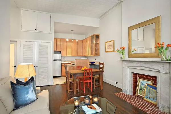 Sold by Town Residential | media 16