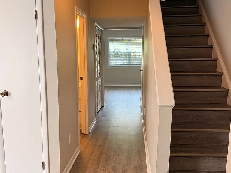912 Pineland Ave #43 — Photo 4