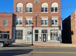 21-23 W Main St, Plainville, CT 06062