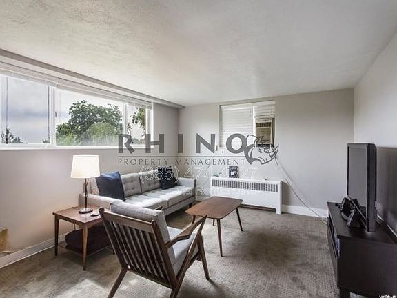 5th image of 615 E Grand St #3