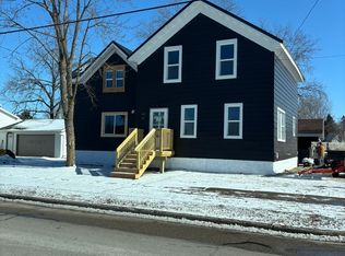 317 Smith Ave #317, Oconto, WI 54153
