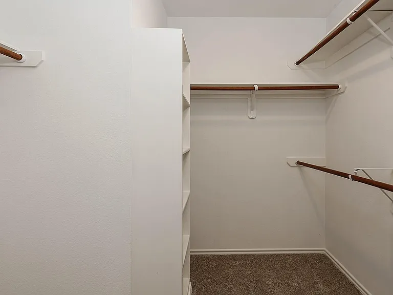10 Peachridge Pl — Photo 22