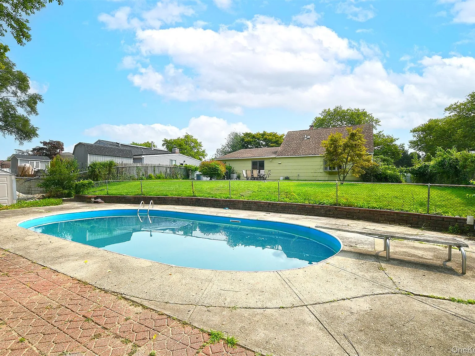 3 bed, 1.0 bath, 1133 sqft, $3,795 — Photo 3