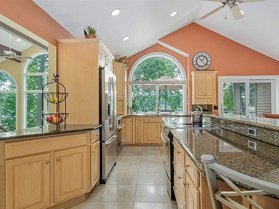5th image of 12555 Leisure Ln