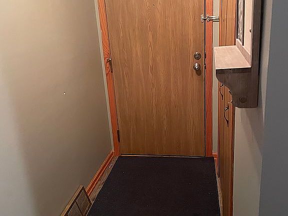 2nd image of 3050 Riverwood Dr APT 221