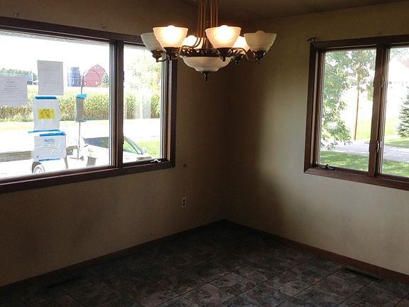 3rd image of 4138 County Road V