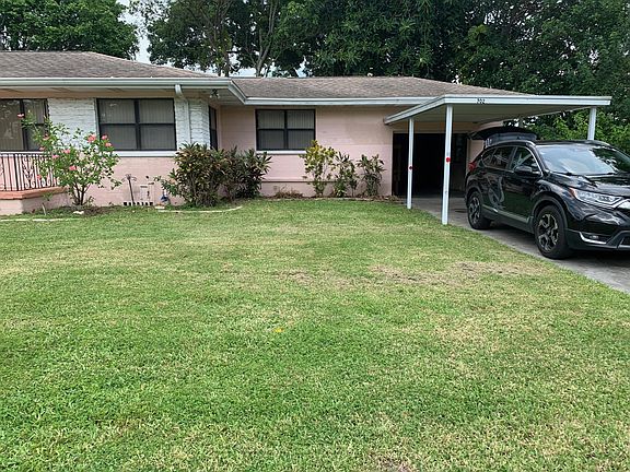 3rd image of 702 S 24th St