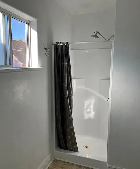 1556 1/2 Monterey St #1556 — Photo 9