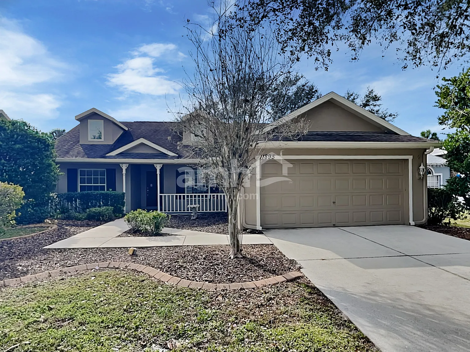 4 bed, 2.0 bath, 1601 sqft, $2,495 — Photo 1