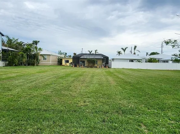 316 Durrance St #13, Punta Gorda, FL 33950