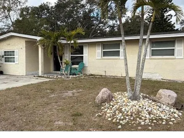 11486 92nd St, Largo, FL 33773