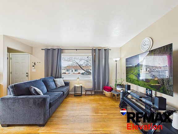 3rd image of 569 S Ferris St