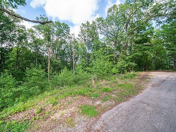 3rd image of 9 Washington Ln